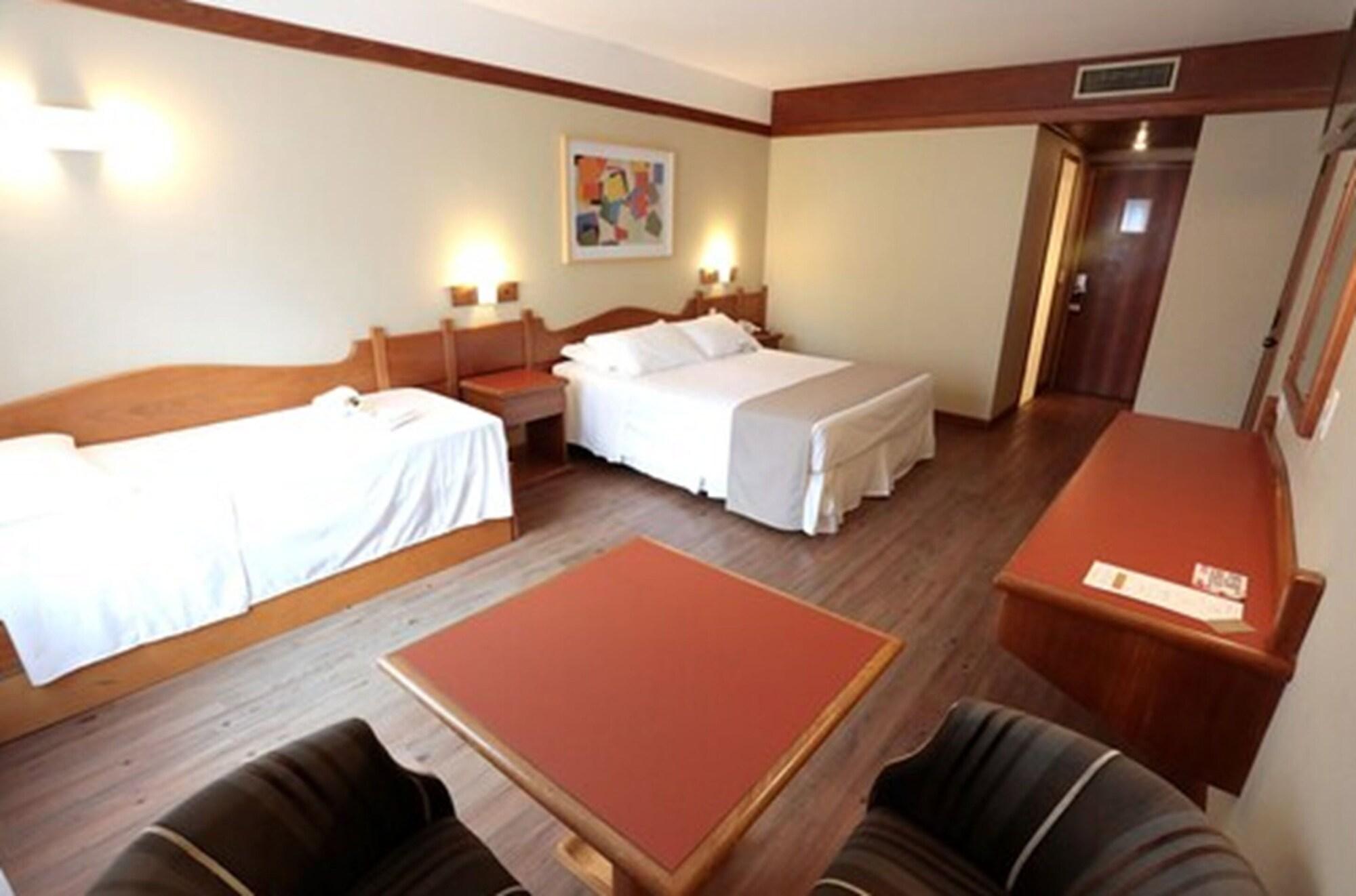 Tri Hotel Canela Extérieur photo