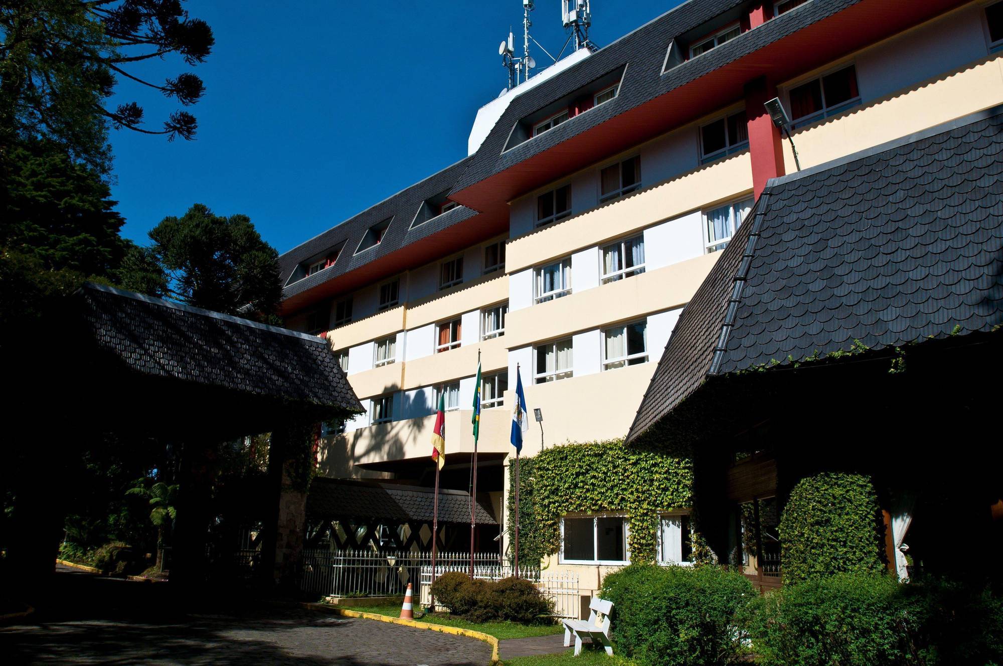 Tri Hotel Canela Extérieur photo